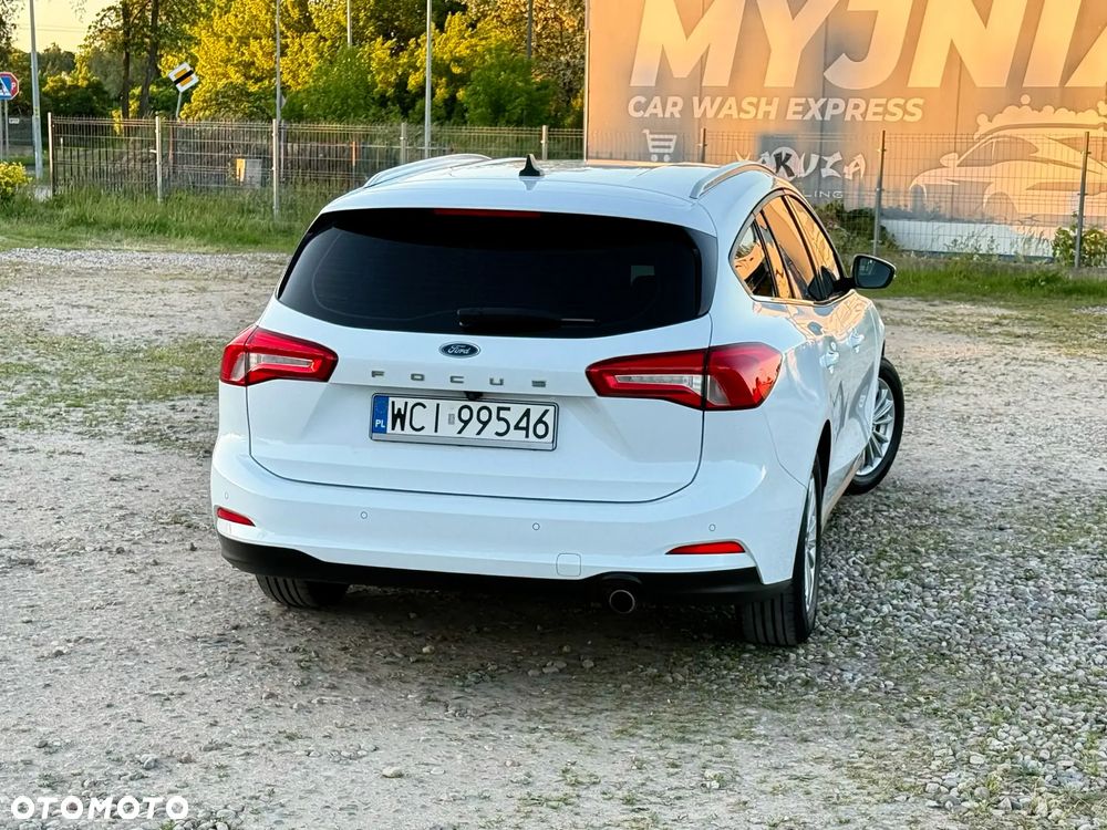 Ford Focus 1.5 EcoBlue STart-Stopp-System TITANIUM - 10