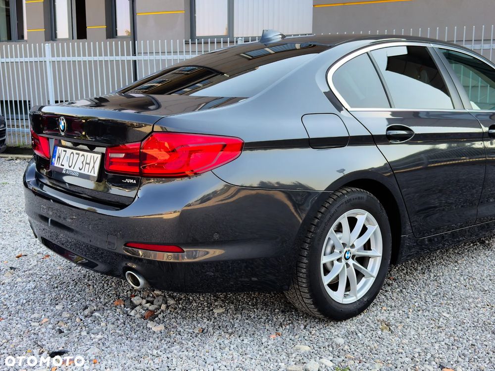 BMW Seria 5 518d Business Edition - 9