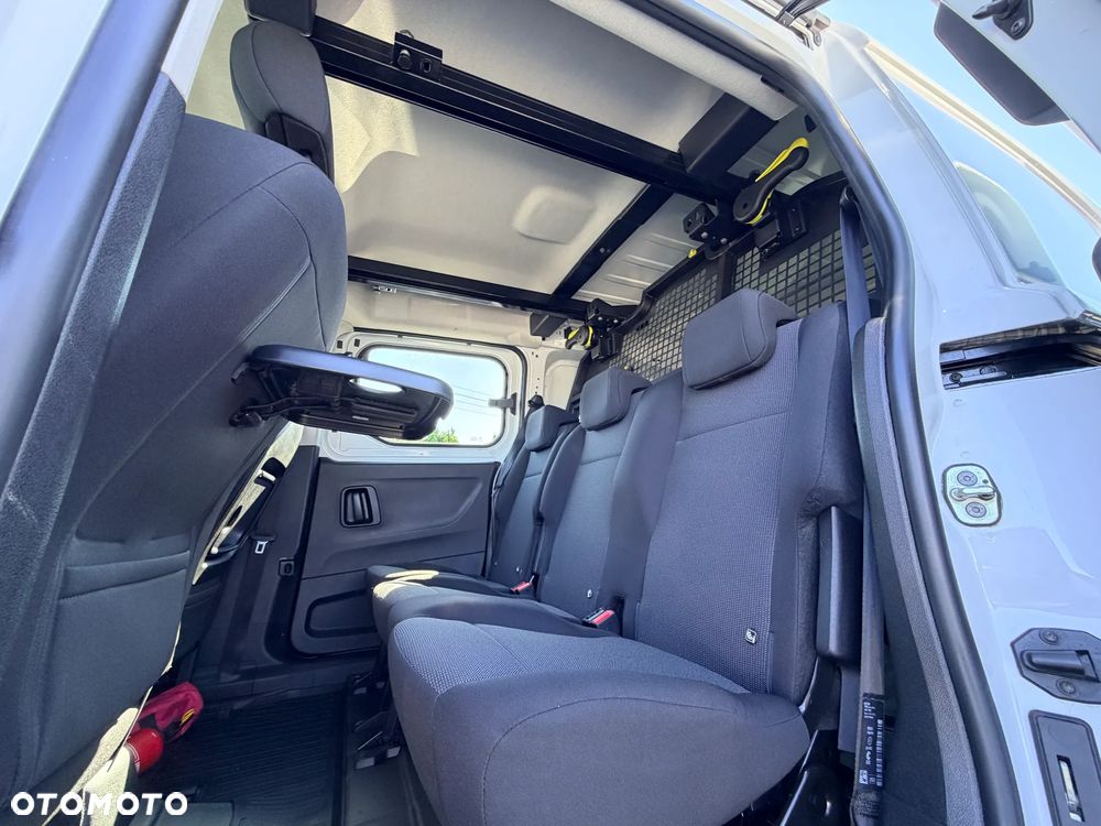 Toyota Proace City - 21
