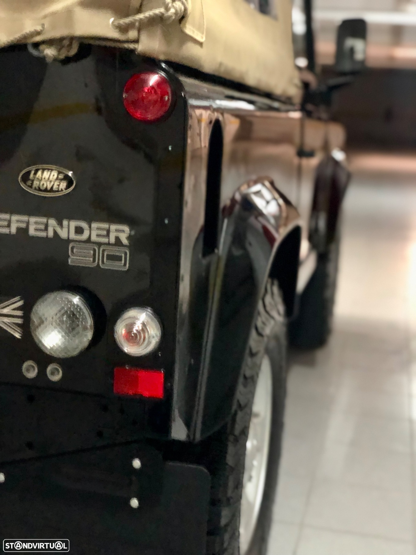 Land Rover Defender 90 SW 2.5 Td5 S - 7