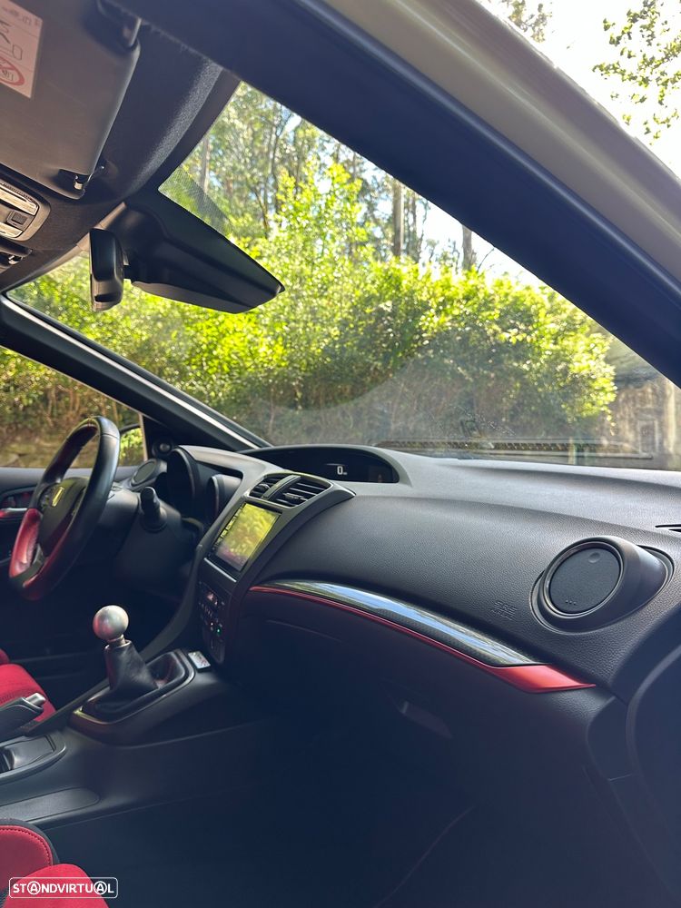 Honda Civic 2.0 VTEC Turbo Type R GT - 18