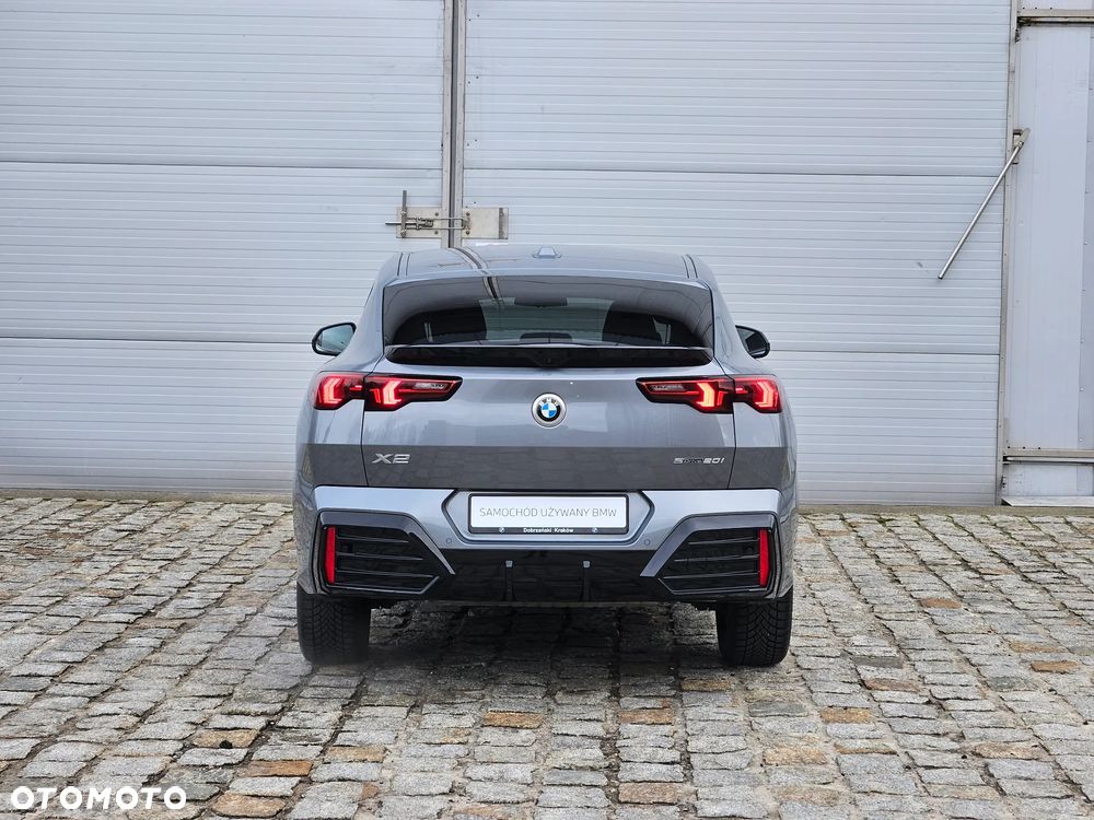 BMW X2 - 16