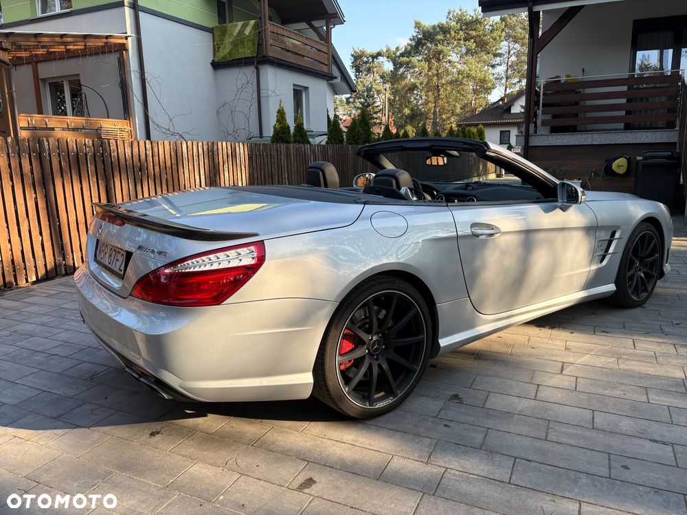 Mercedes-Benz SL 63 AMG - 11