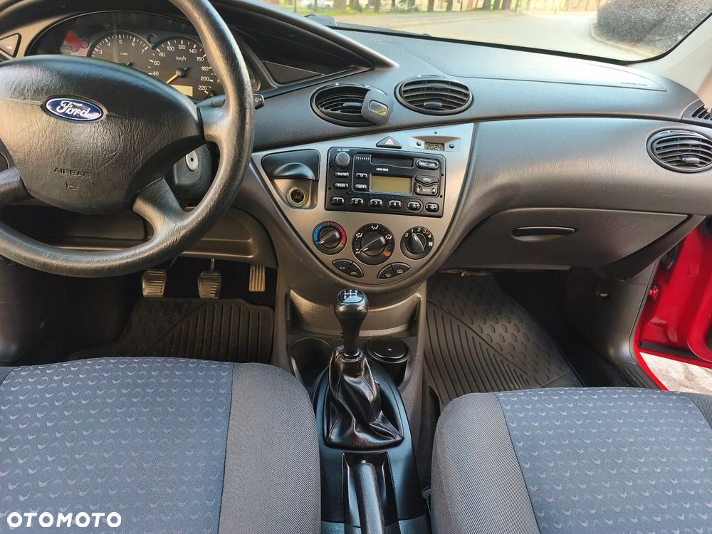 Ford Focus - 17