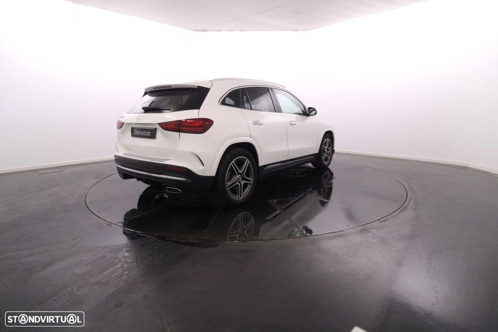 Mercedes-Benz GLA 180 d AMG Line - 7