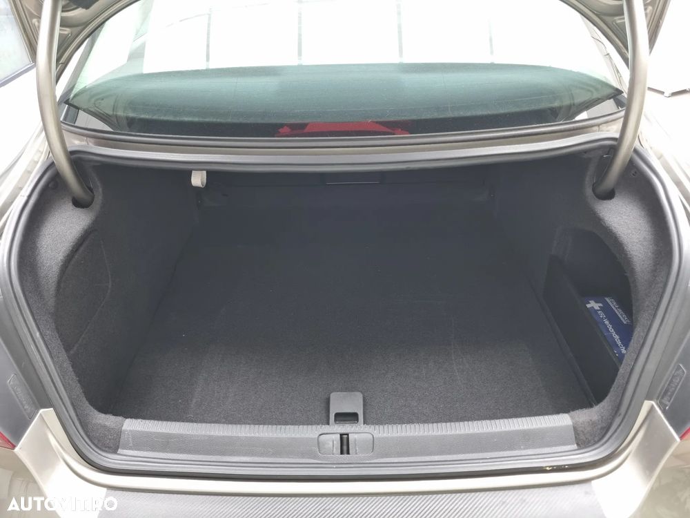 Volkswagen Passat CC 2.0 Blue TDI DSG - 16