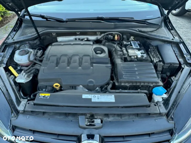 Volkswagen Golf 2.0 BlueTDI DSG Highline - 27
