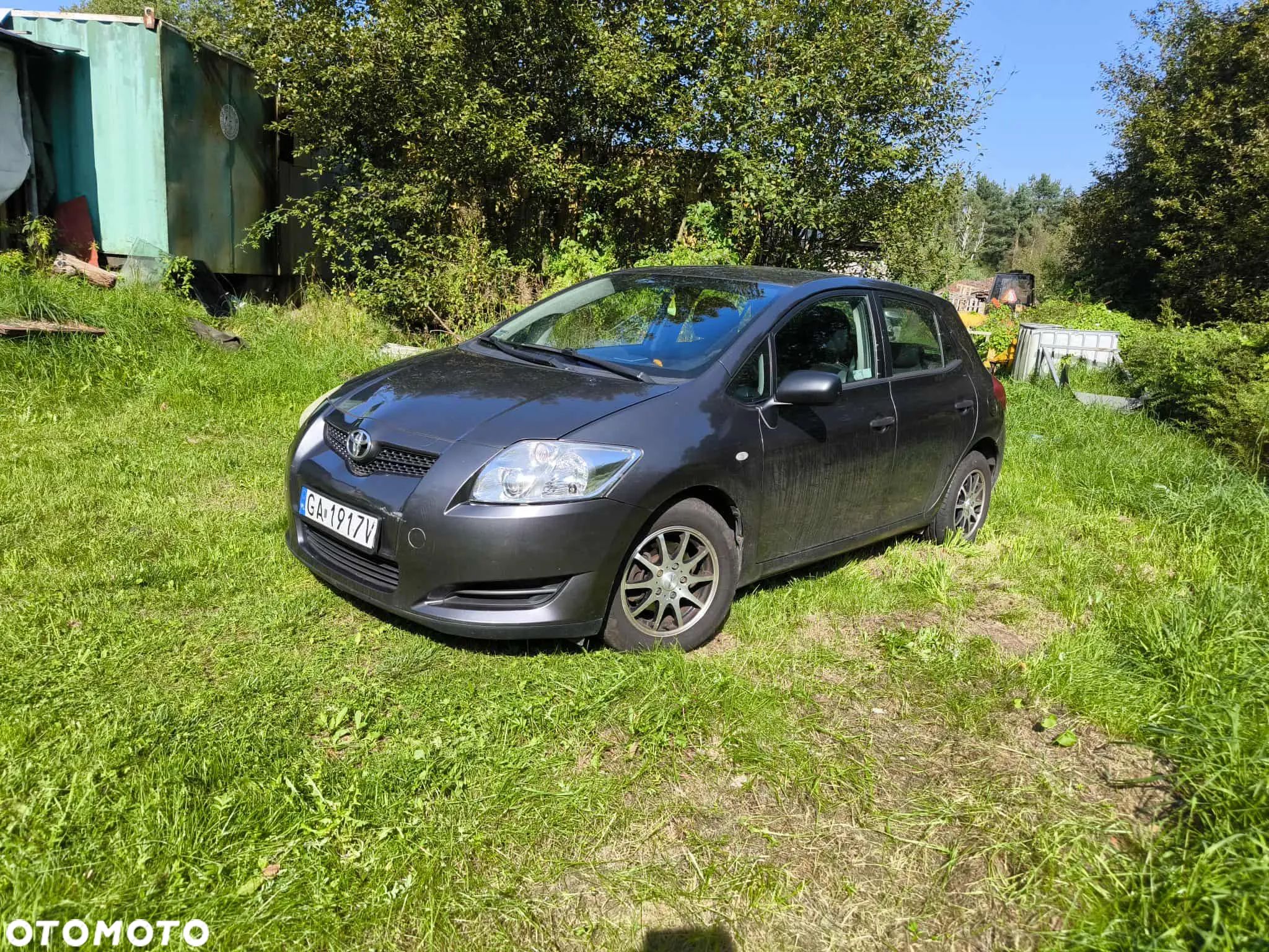 Toyota Auris 1.4 D-4D Terra - 1