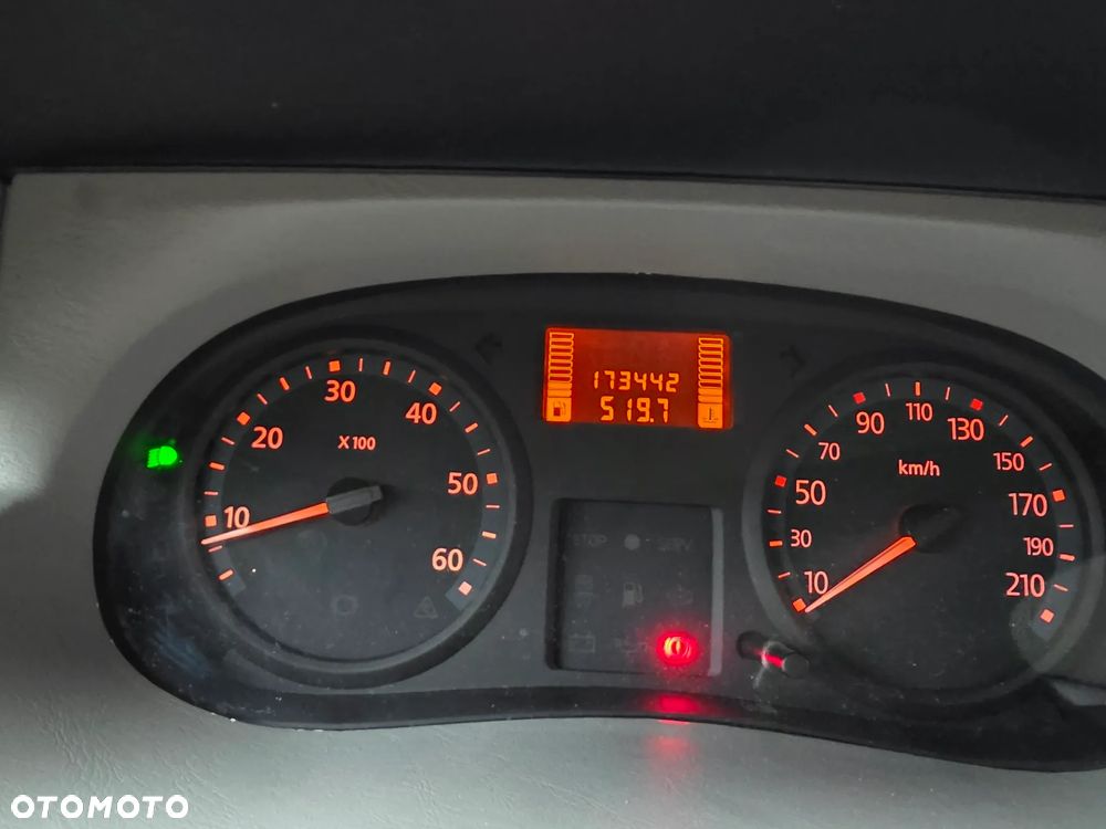 Renault Trafic - 18
