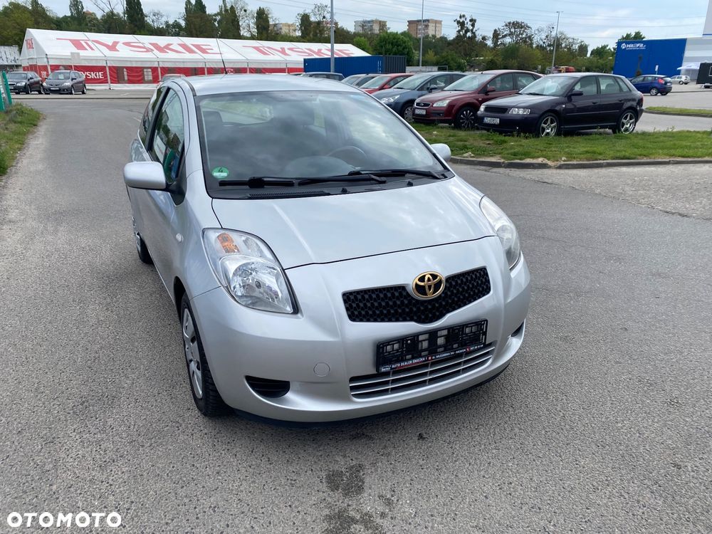 Toyota Yaris - 5