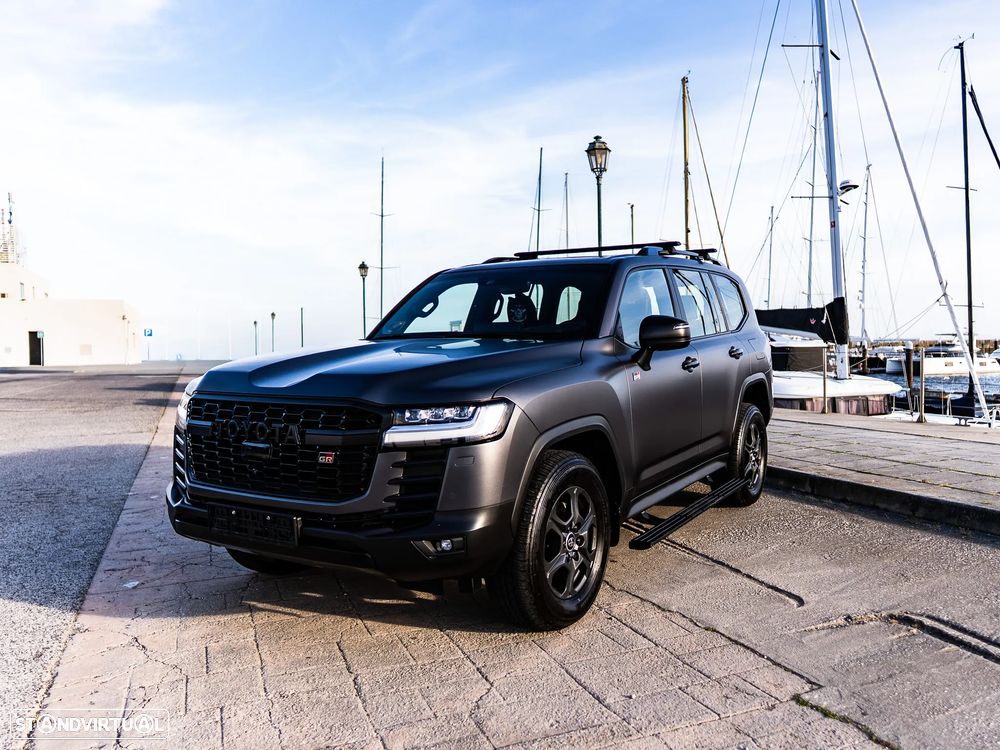 Toyota Land Cruiser - 43