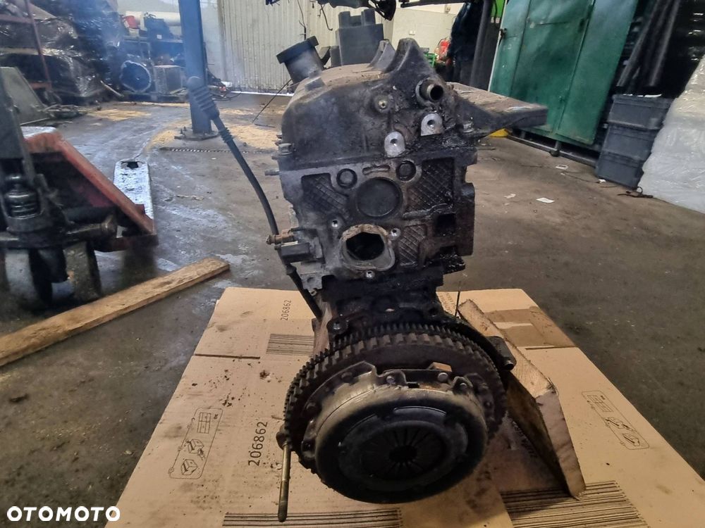 SILNIK SŁUPEK RENAULT CLIO II D7FD720 1.2 - 5