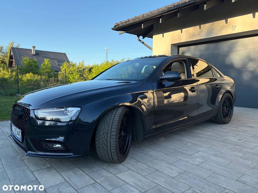 Audi A4 Limousine - 30