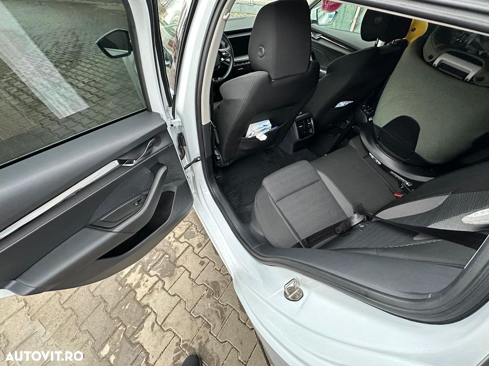 Skoda Octavia 1.5 TSI Ambition - 13