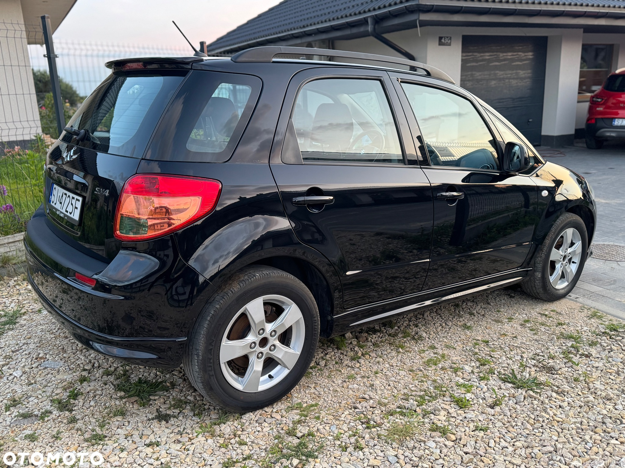 Suzuki SX4 1.6 Comfort Plus - 8