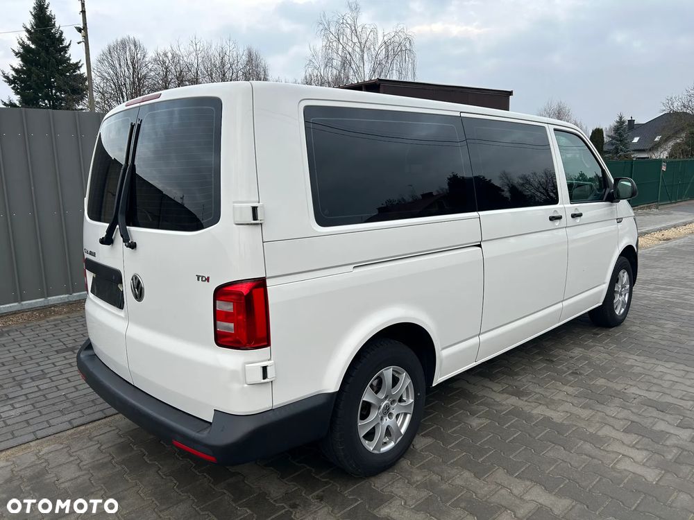 Volkswagen Caravelle 2.0 TDI L2 Highline - 4