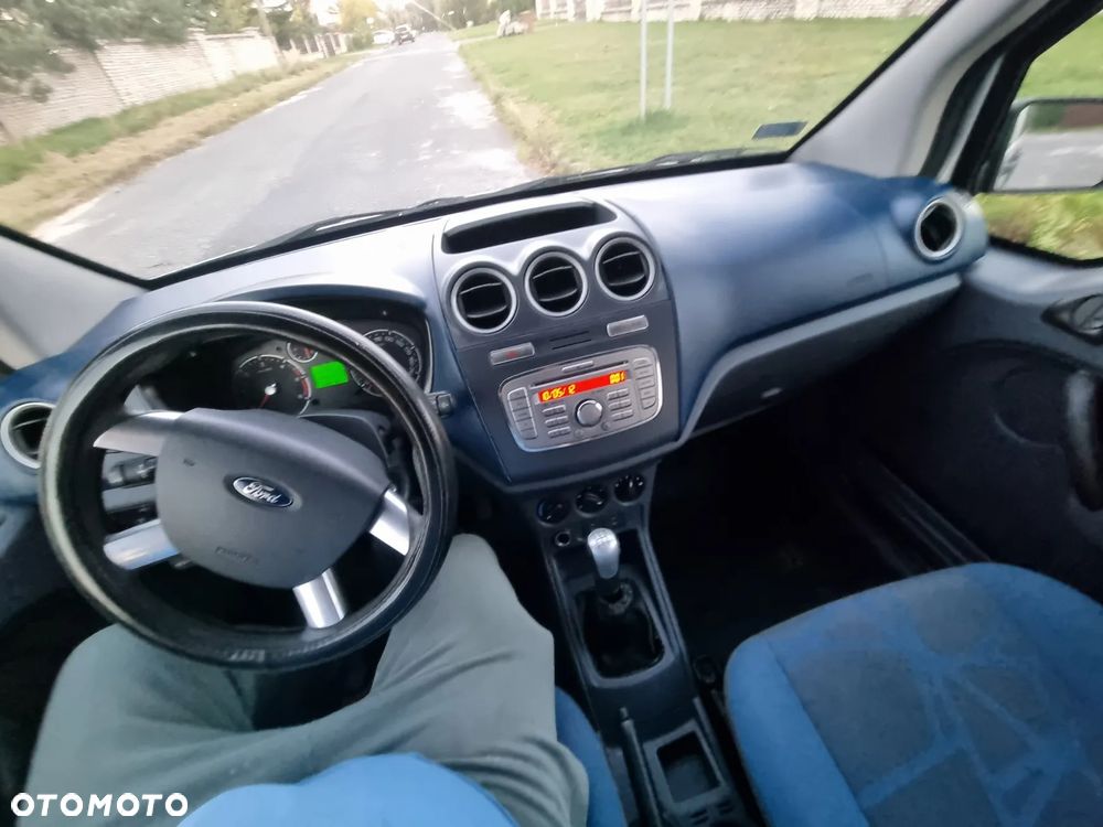 Ford Transit Connect 200 SWB Limited - 38