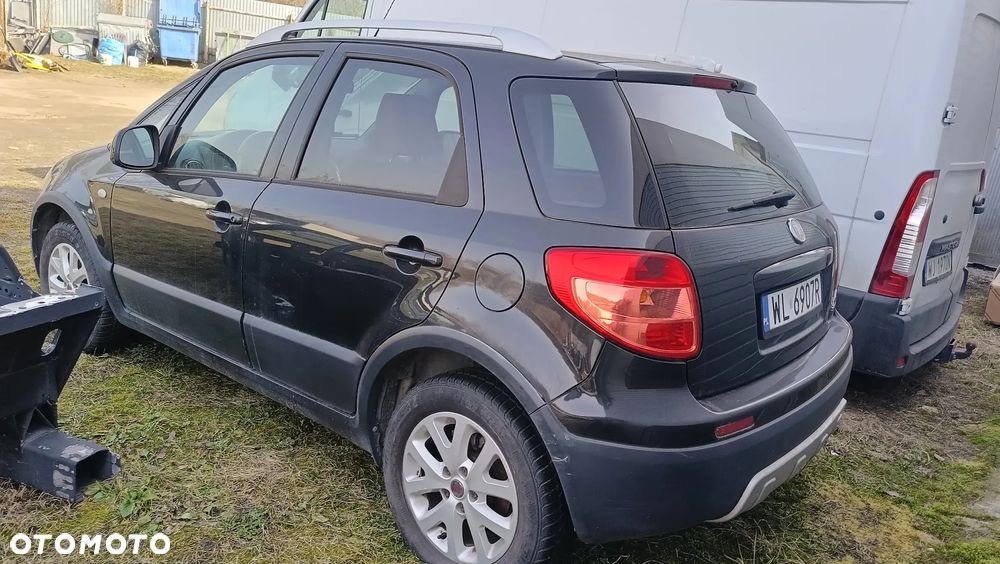 Fiat Sedici 1.9 Multijet 4x4 Dynamic - 4