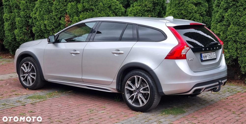 Volvo V60 Cross Country - 7