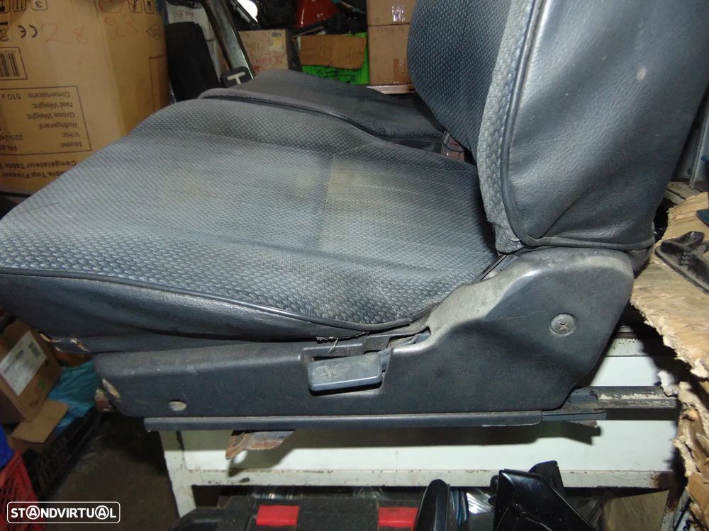 Toyota Starlet EP70 bancos - 8