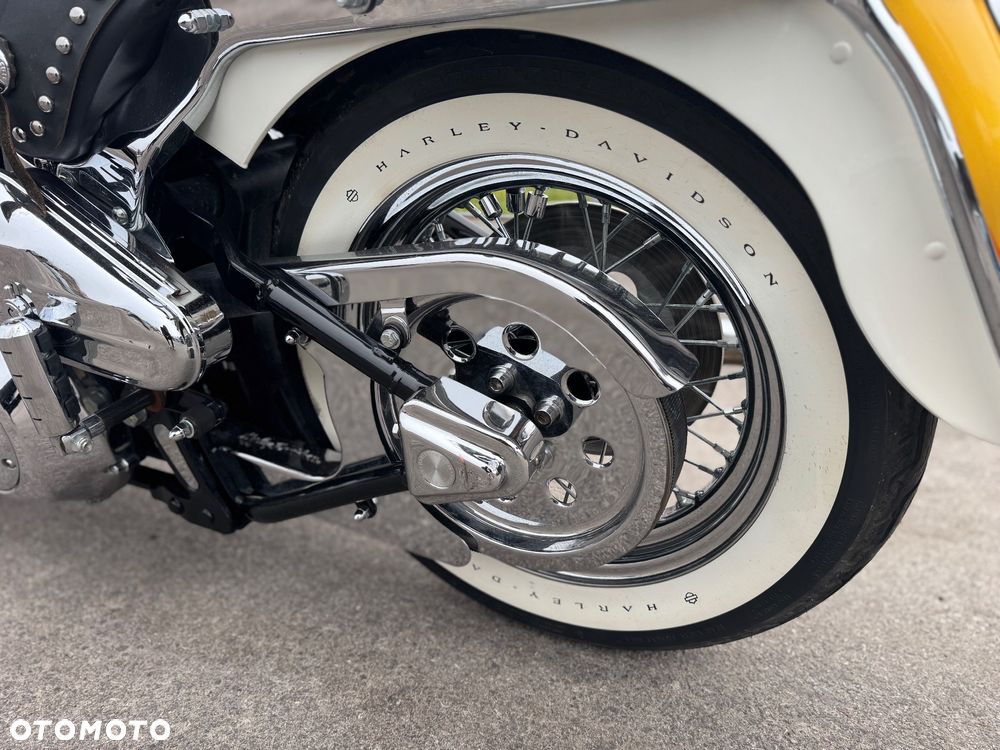 Harley-Davidson Softail Heritage Classic - 8