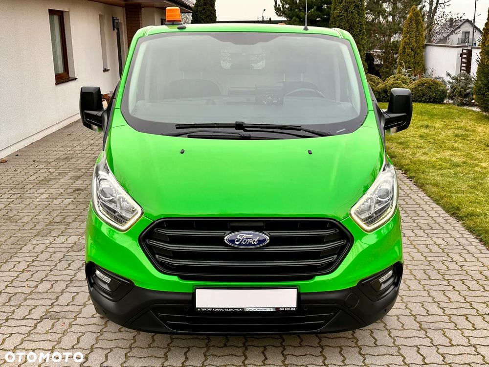Ford TRANSIT CUSTOM - 9