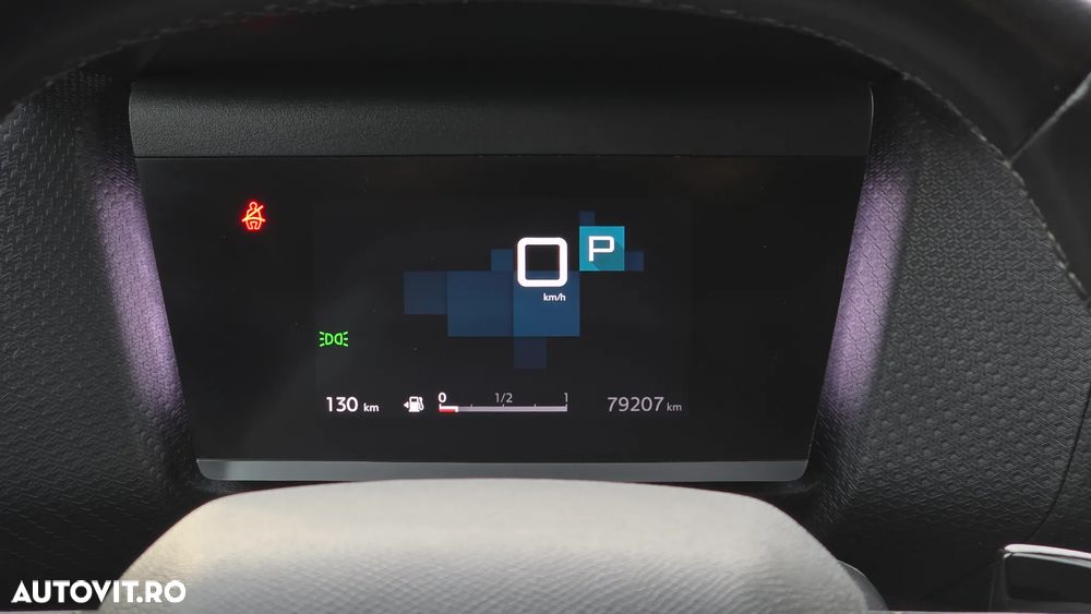 Citroën C4 PureTech 130 Stop&Start EAT8 SHINE - 28