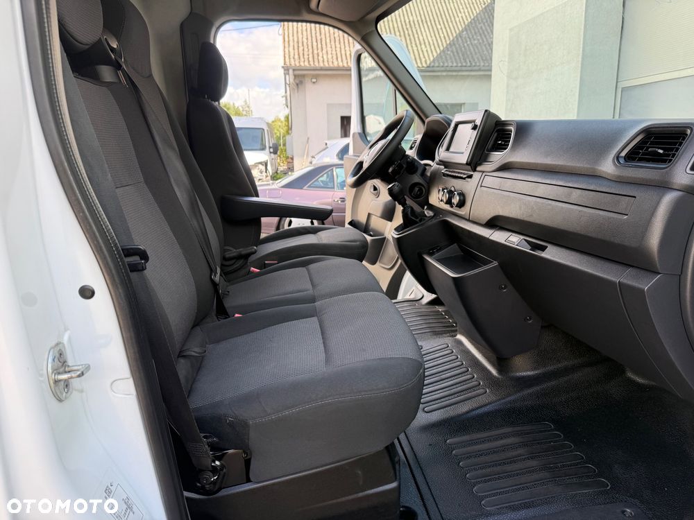 Renault Master - 10