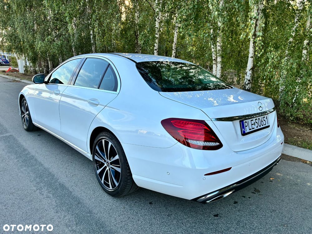 Mercedes-Benz Klasa E 200 9G-TRONIC Avantgarde - 4