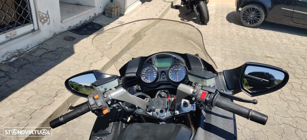 Kawasaki GTR 1400 - 11