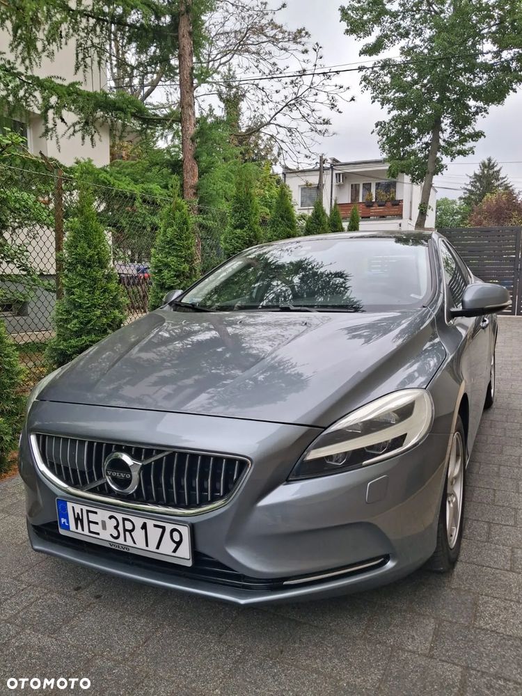 Volvo V40 D2 Inscription - 1