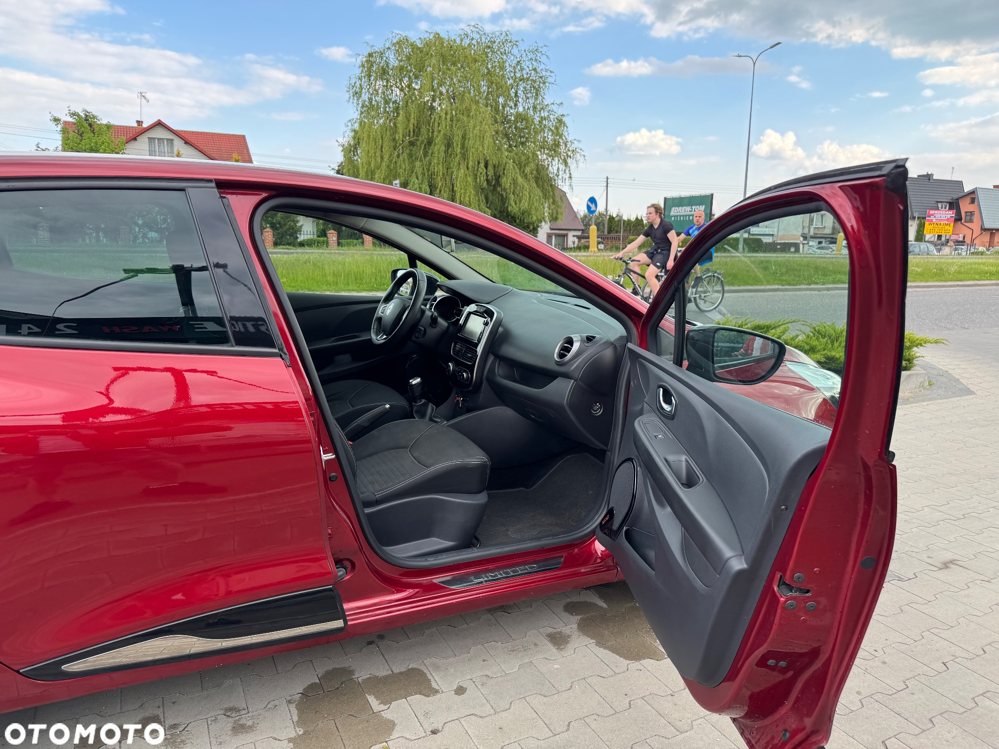 Renault Clio 1.2 16V 75 LIMITED - 25