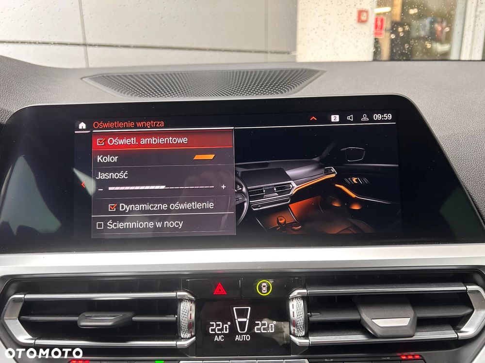 BMW Seria 3 320d xDrive M Sport Shadow sport - 35
