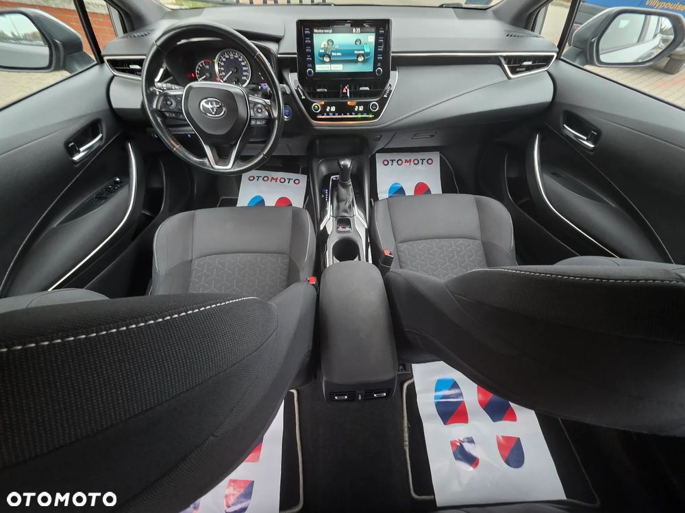 Toyota Corolla 1.8 Hybrid Comfort - 10