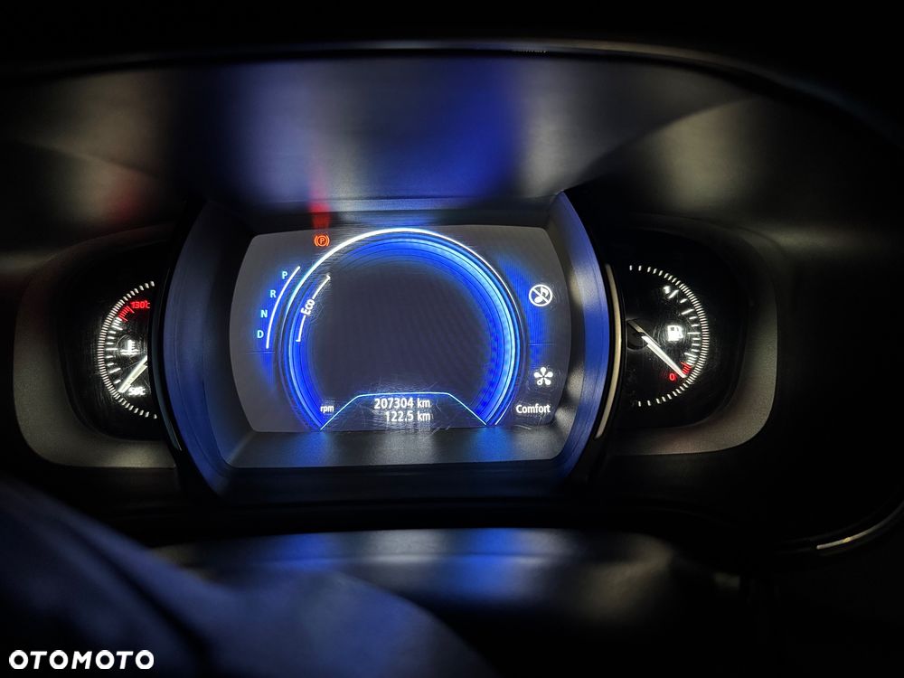 Renault Megane ENERGY dCi 110 EDC INTENS - 25