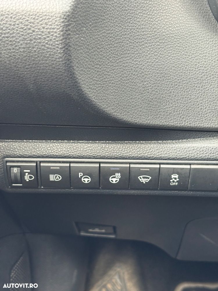 Toyota Corolla 1.8 HSD Exclusive interior Negru - 11