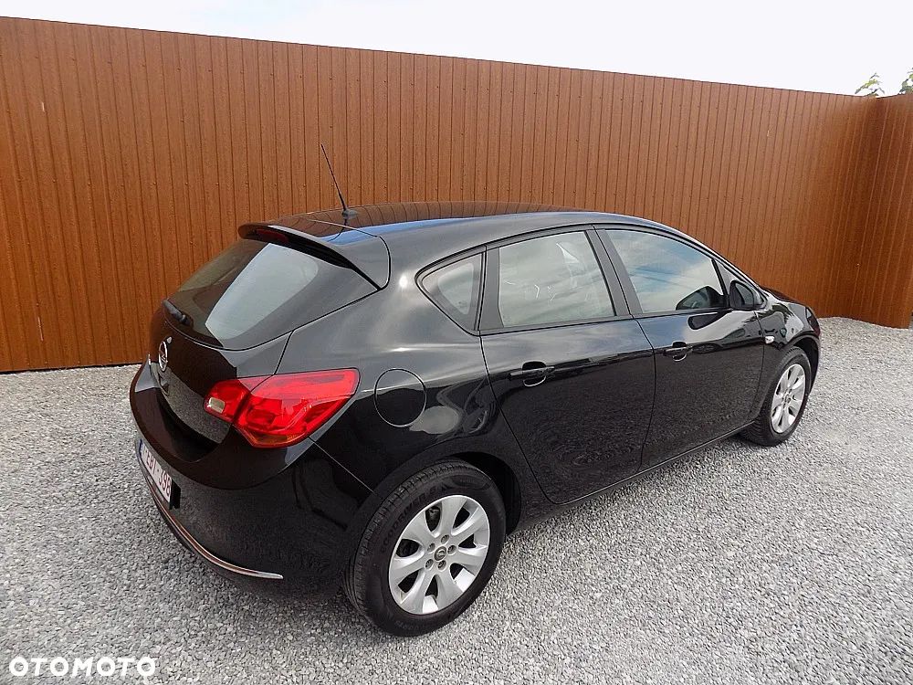 Opel Astra 1.4 Edition - 4