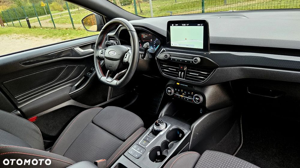 Ford Focus 1.5 EcoBoost ST-Line - 7
