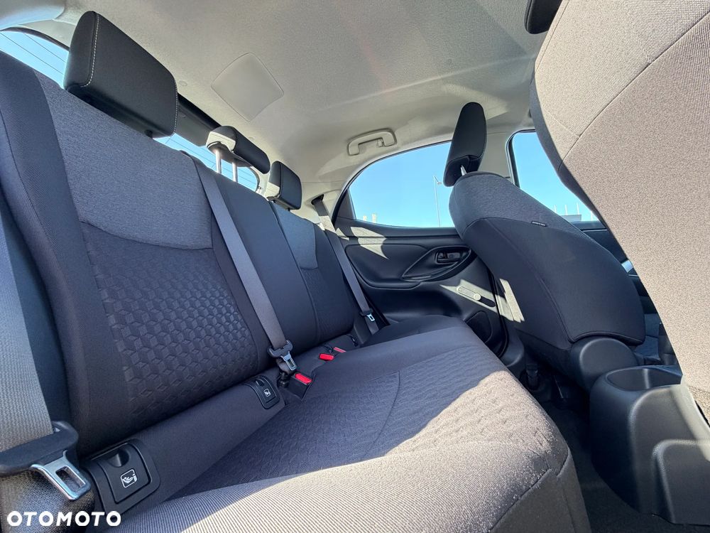 Toyota Yaris 1.5 Comfort CVT - 13