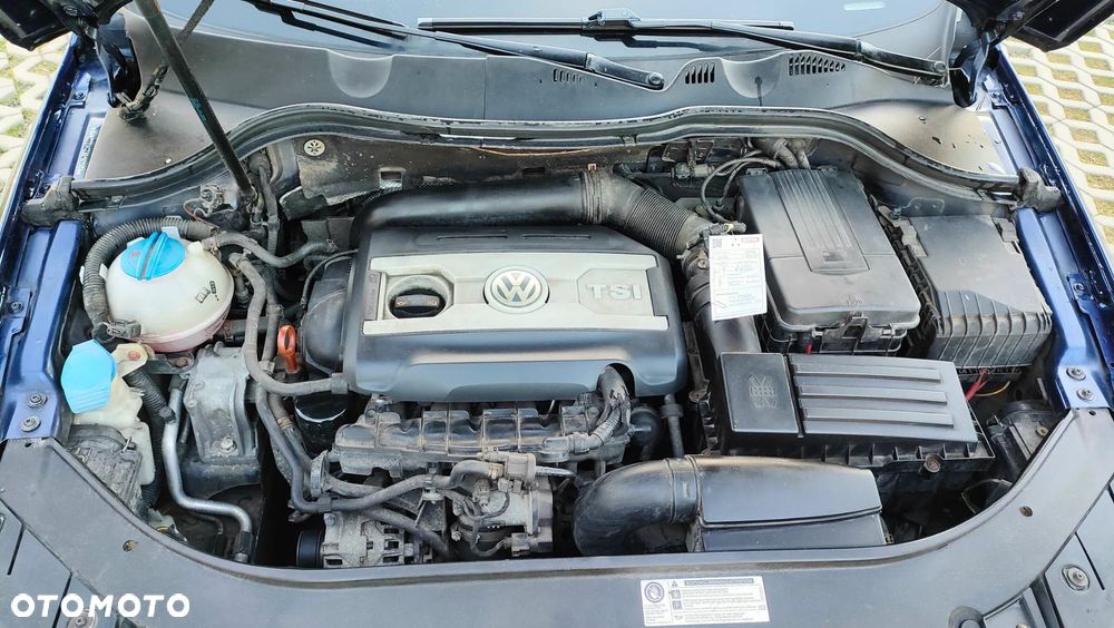 Volkswagen Passat 1.8 TSI Exclusive - 21