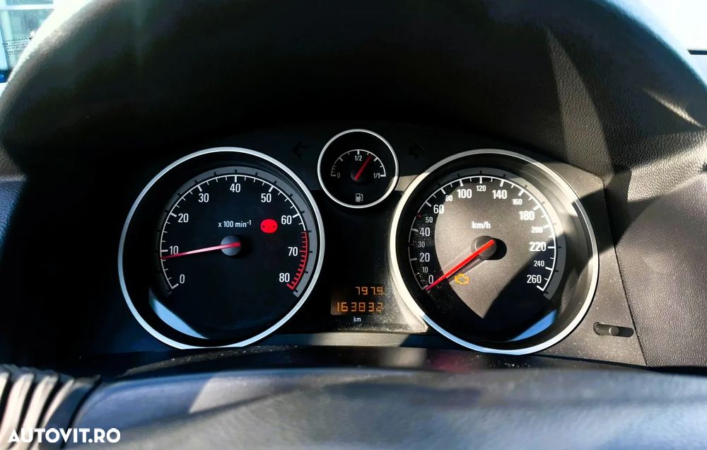 Opel Astra 1.6i Enjoy - 15