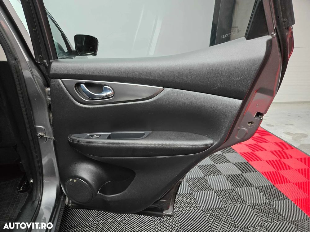 Nissan Qashqai 1.6 DCI TEKNA - 15