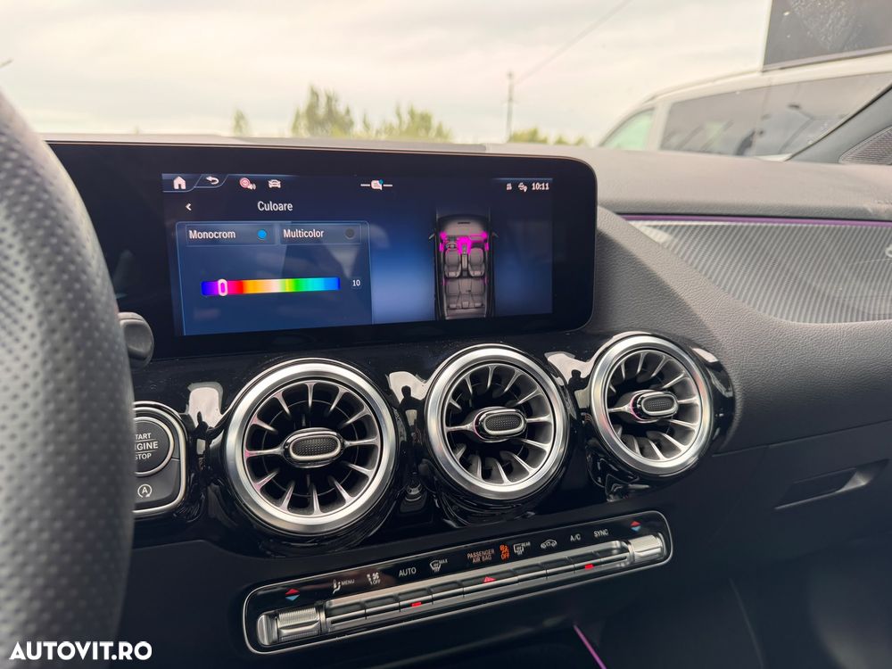 Mercedes-Benz GLA 180 MHEV Aut. - 12