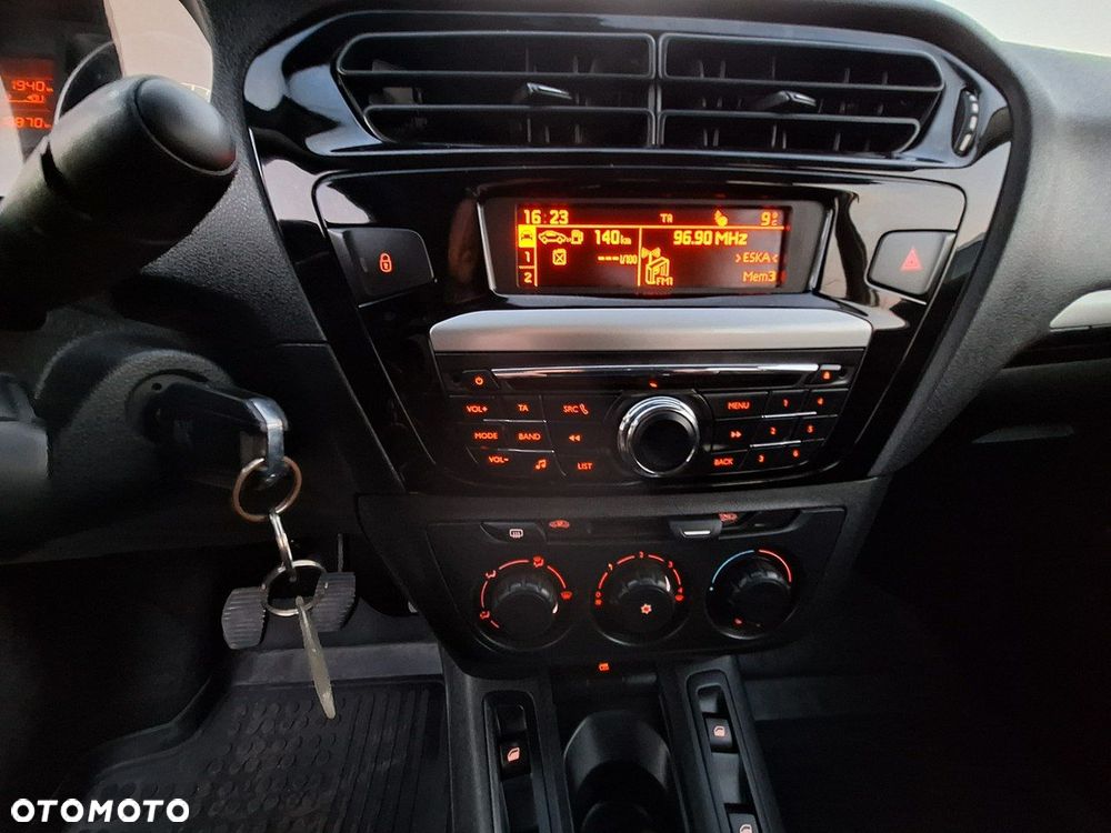 Peugeot 301 1.6 BlueHDi Active - 22