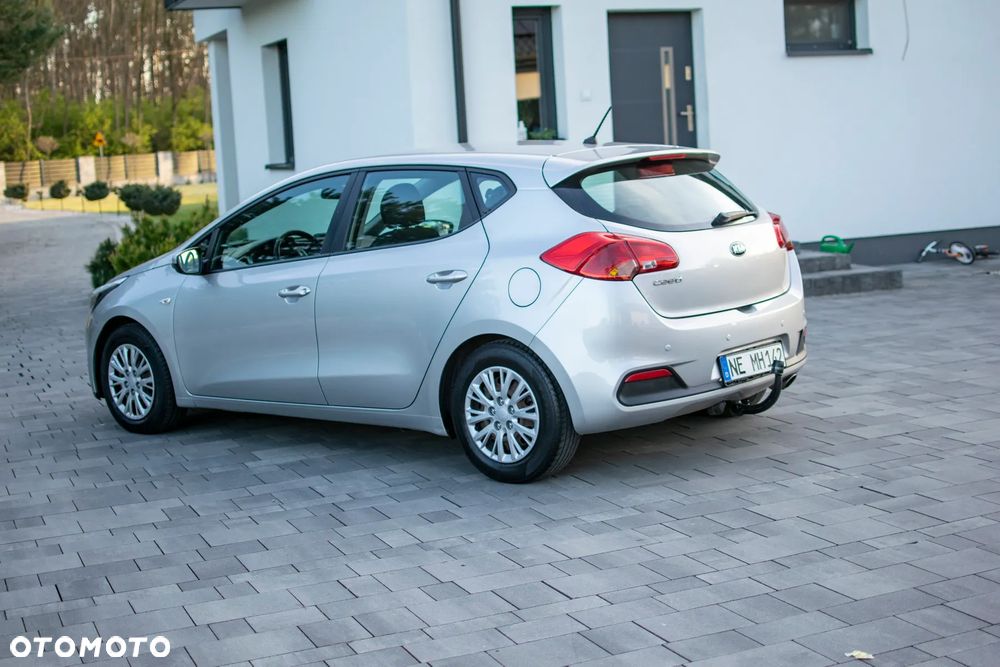 Kia Ceed - 26