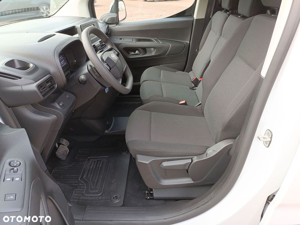 Toyota PROACE CITY - 11