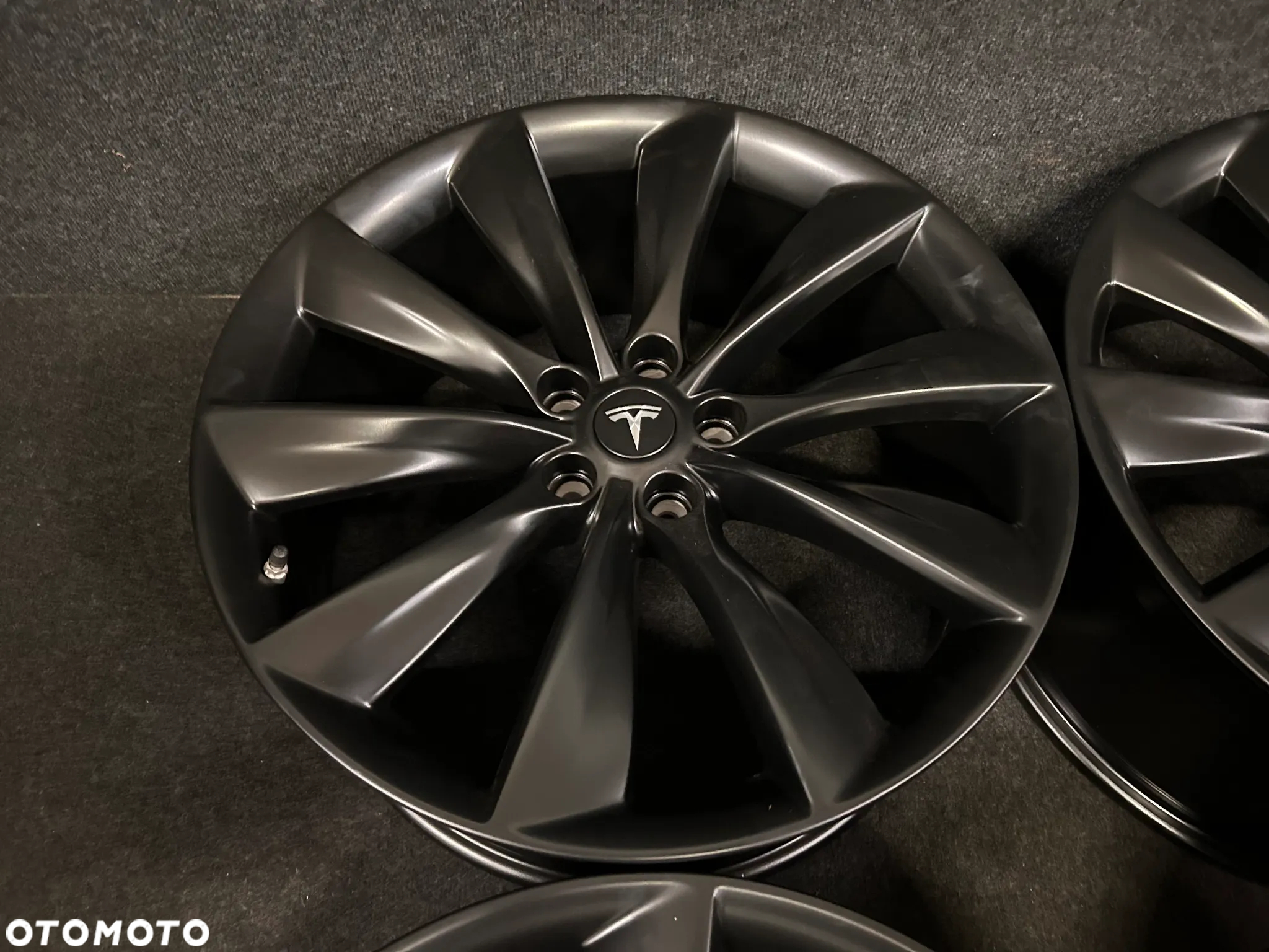 Alufelgi Tesla Model S Turbina 21 cali 5x120 4szt. Dwie szerokości z czujnikami! Ładne! - 14
