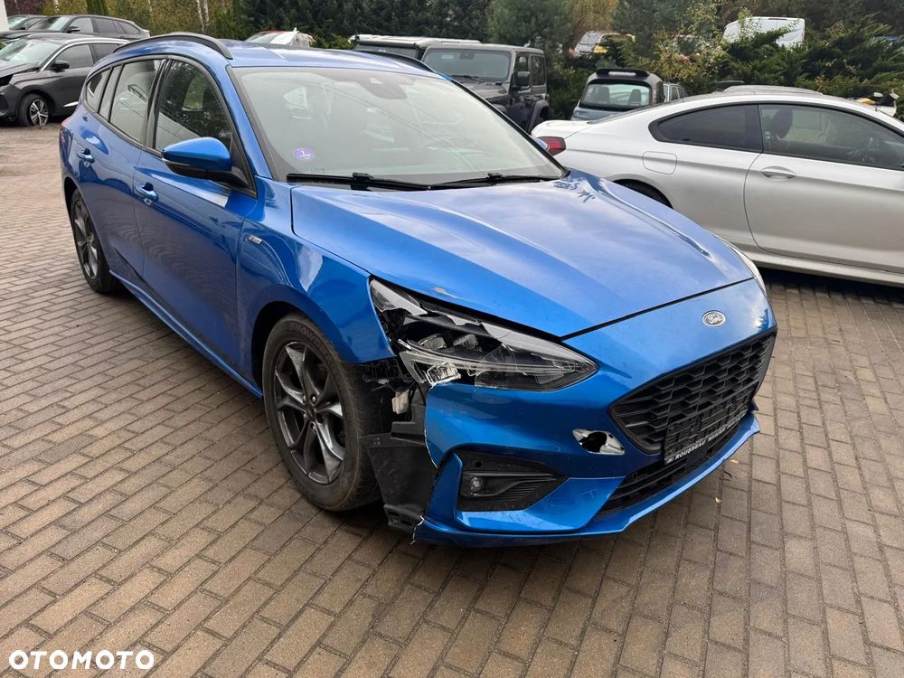 Ford Focus 1.0 EcoBoost ST-Line X - 10