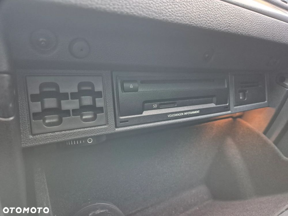 Volkswagen Golf 1.4 TSI BlueMotion Technology Comfortline - 38