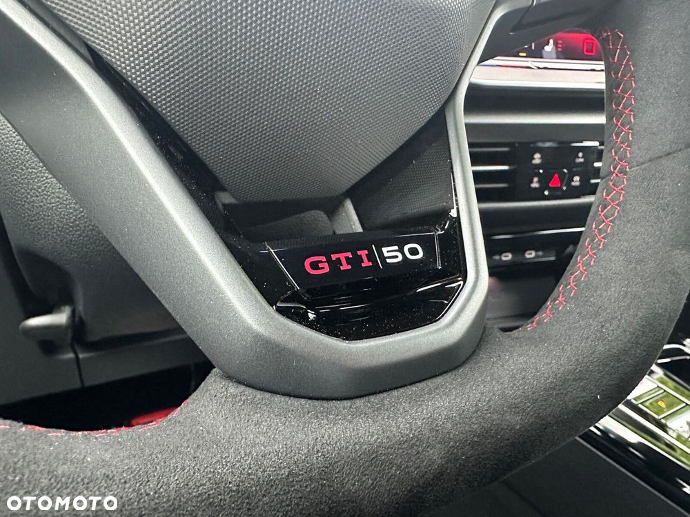 Volkswagen Golf 2.0 TSI GTI Edition 50 DSG - 17